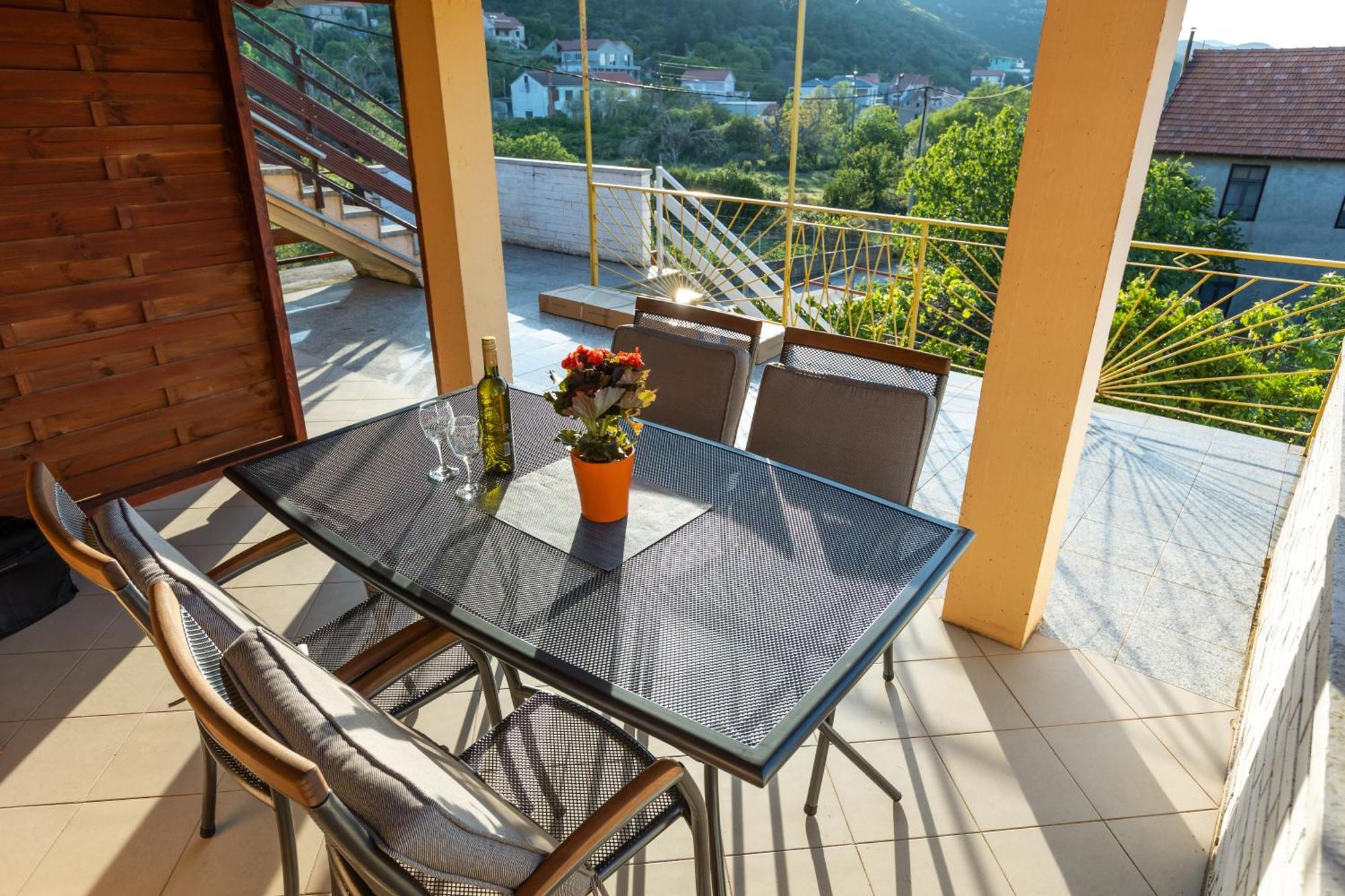 Apartment Vesna Ллука Экстерьер фото