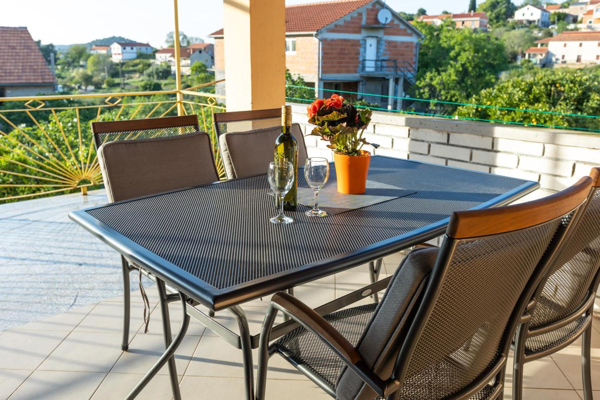 Apartment Vesna Ллука Экстерьер фото