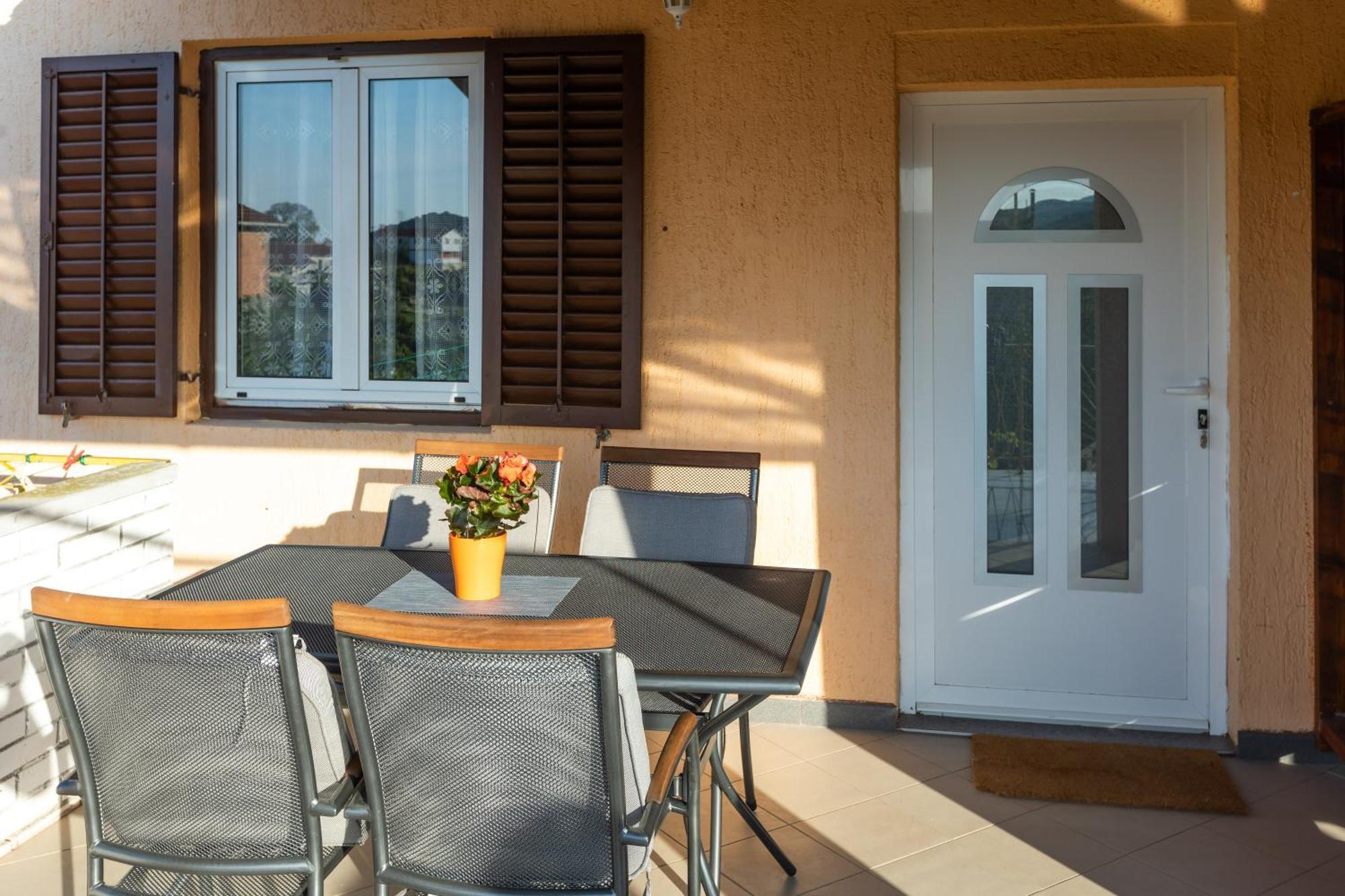 Apartment Vesna Ллука Экстерьер фото