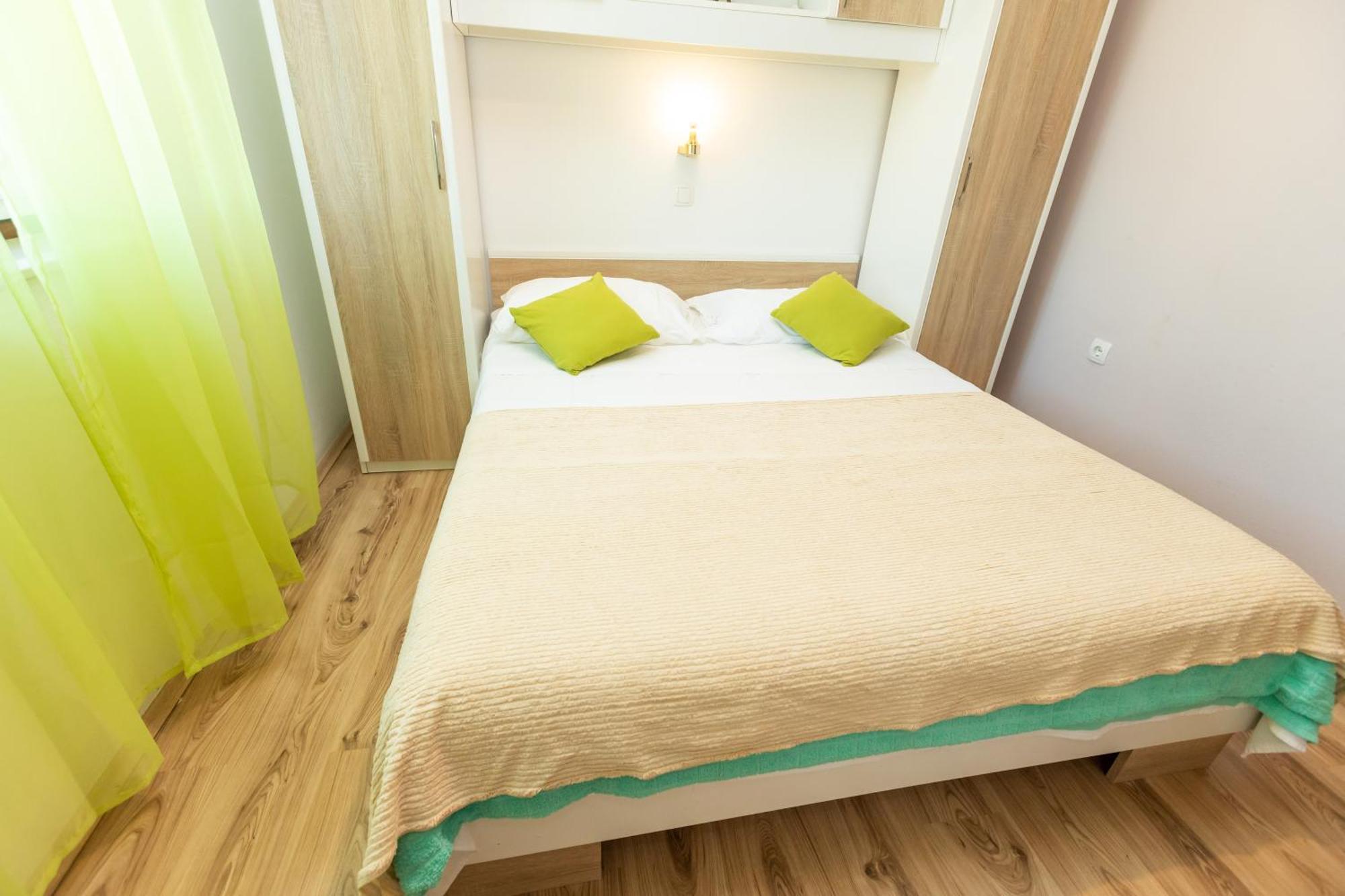 Apartment Vesna Ллука Экстерьер фото