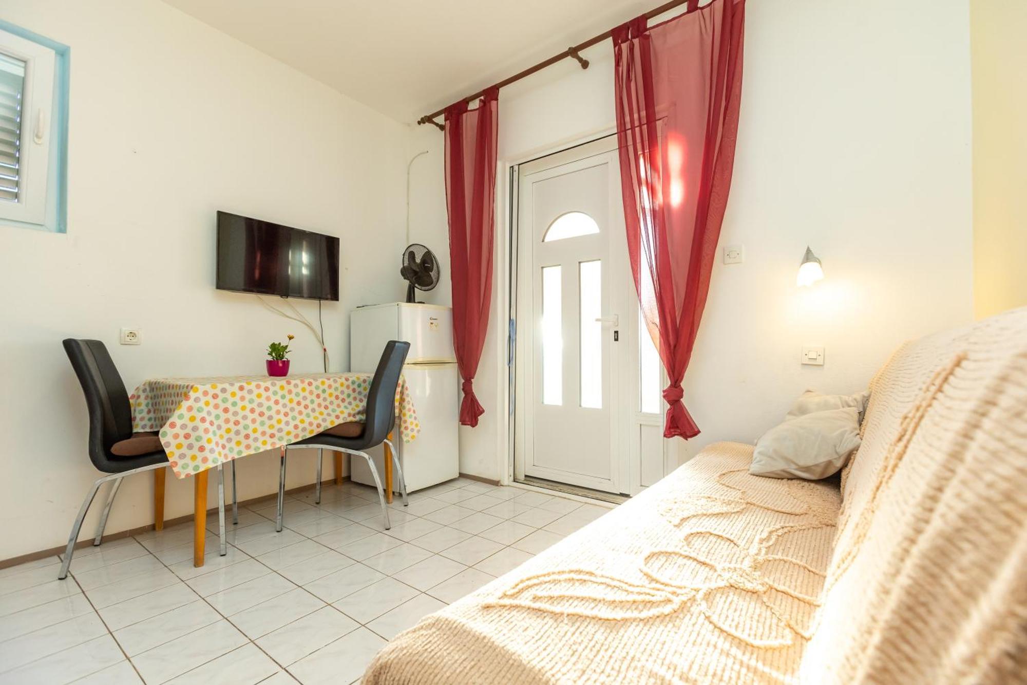 Apartment Vesna Ллука Экстерьер фото