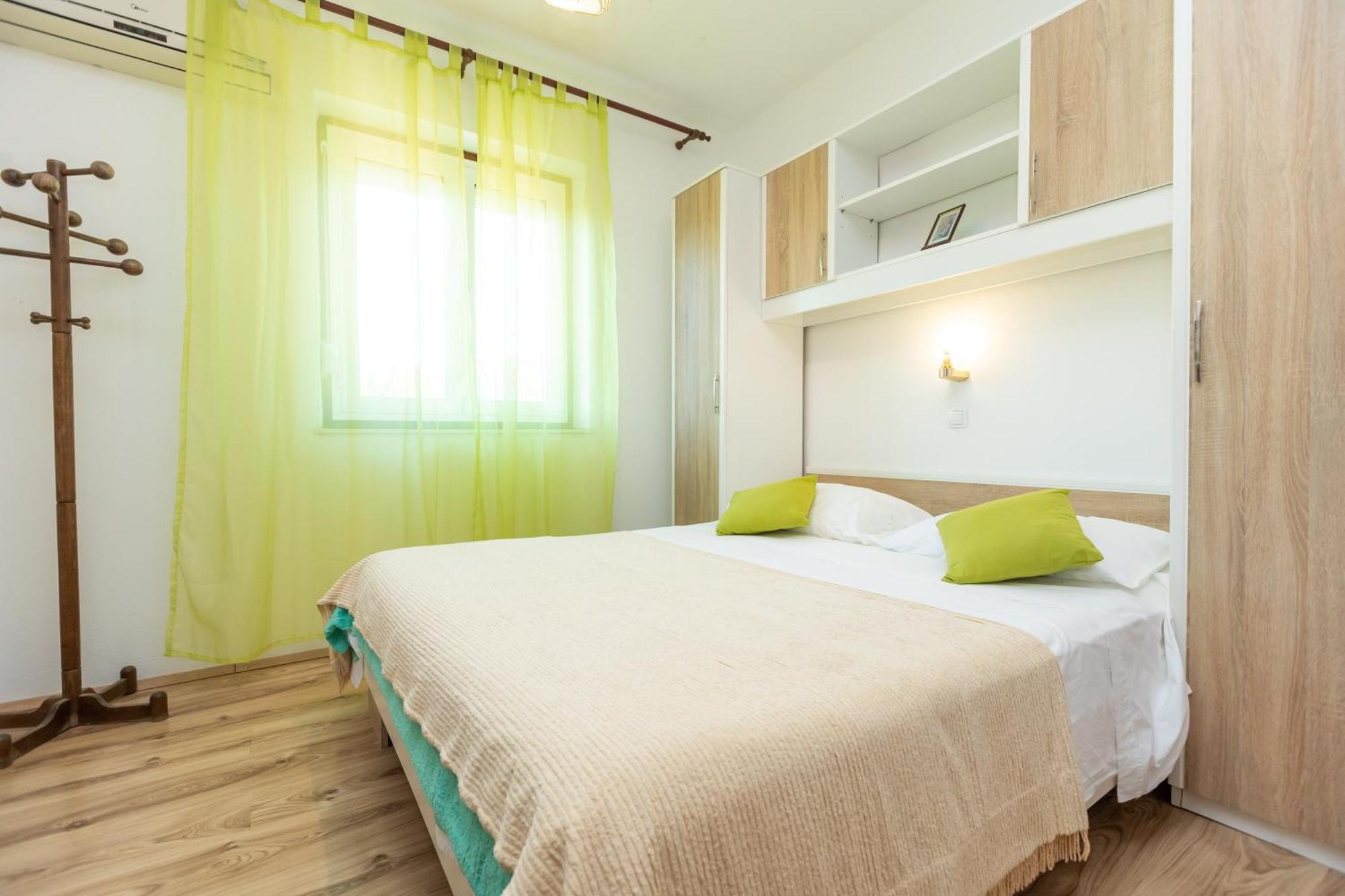 Apartment Vesna Ллука Экстерьер фото