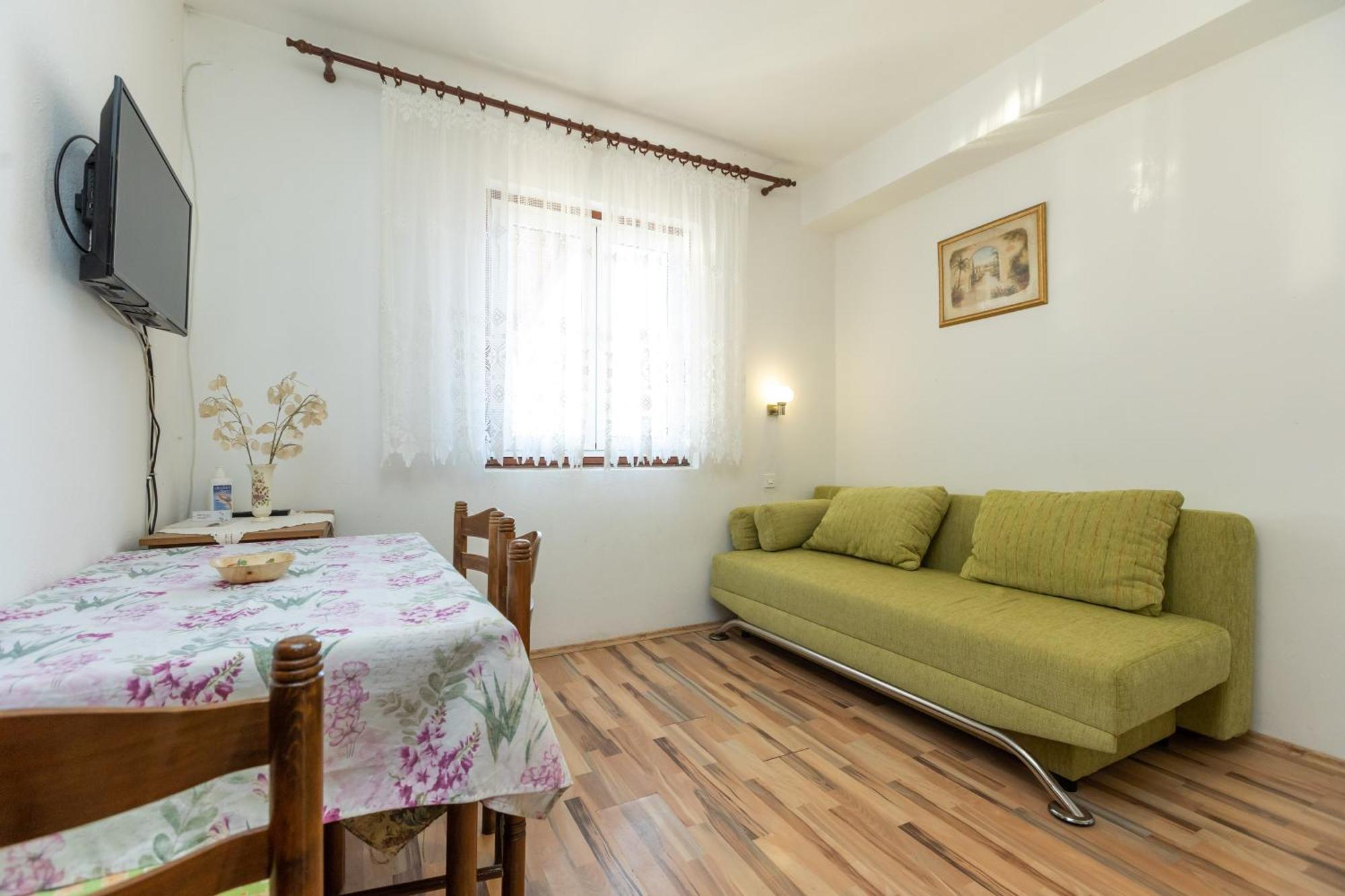 Apartment Vesna Ллука Экстерьер фото