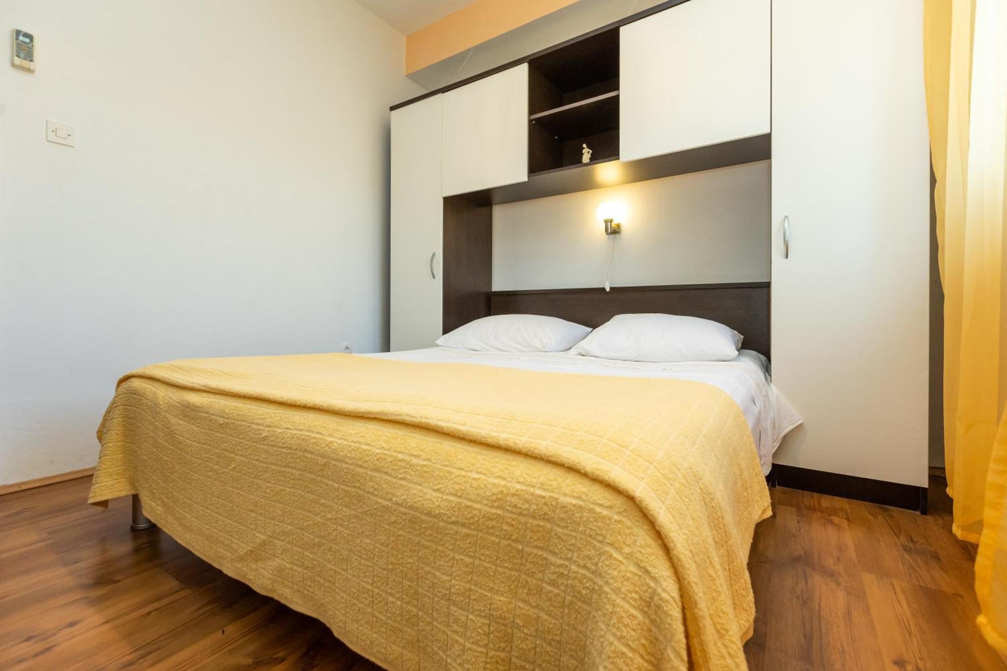 Apartment Vesna Ллука Экстерьер фото